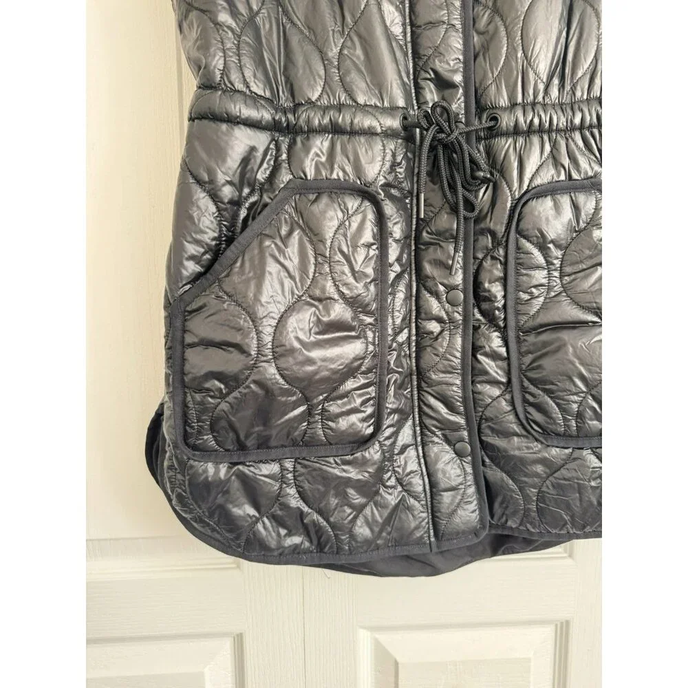Lou & Grey Black Quilted Puffer Vest Womens Smel Cinch Waist Lightweight - Picture 6 of 8